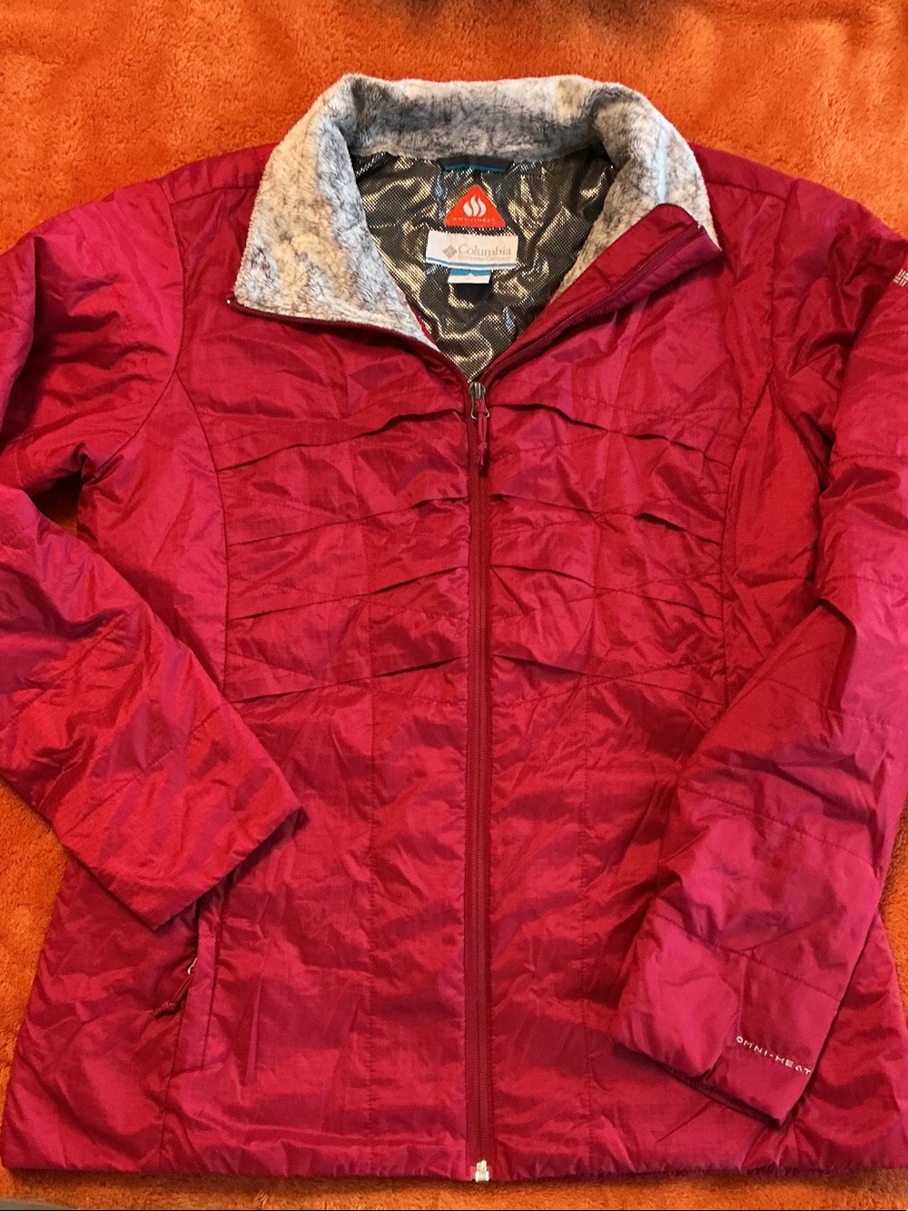 Columbia Women's Puffer Jacket in Raspberry with Heathered Collar